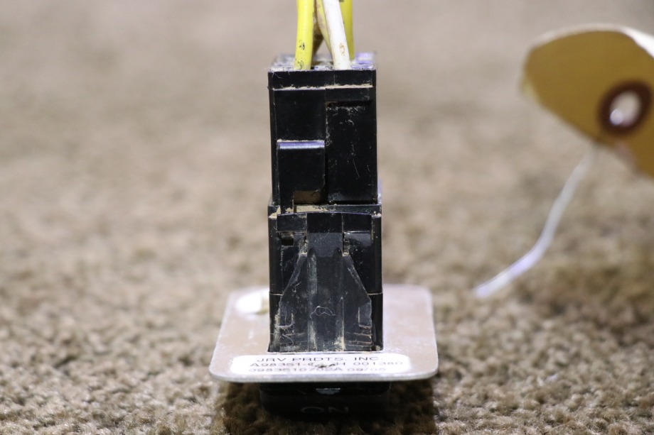USED ON / OFF AUX BATTERY SWITCH PANEL RV PARTS FOR SALE RV Components 