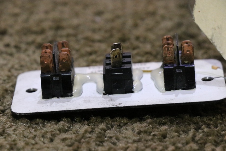 USED VISOR / MAP / VISOR 3 SWITCH PANEL A8992BL RV/MOTORHOME PARTS FOR SALE RV Components 