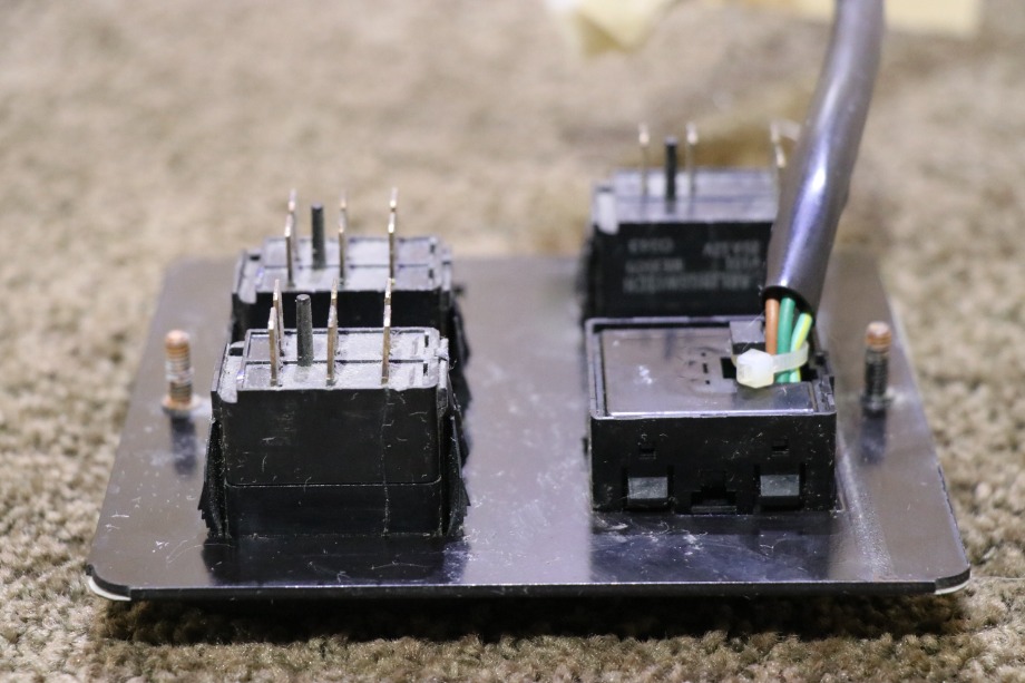 USED RV/MOTORHOME VISOR & MIRROR DASH SWITCH PANEL FOR SALE RV Components 