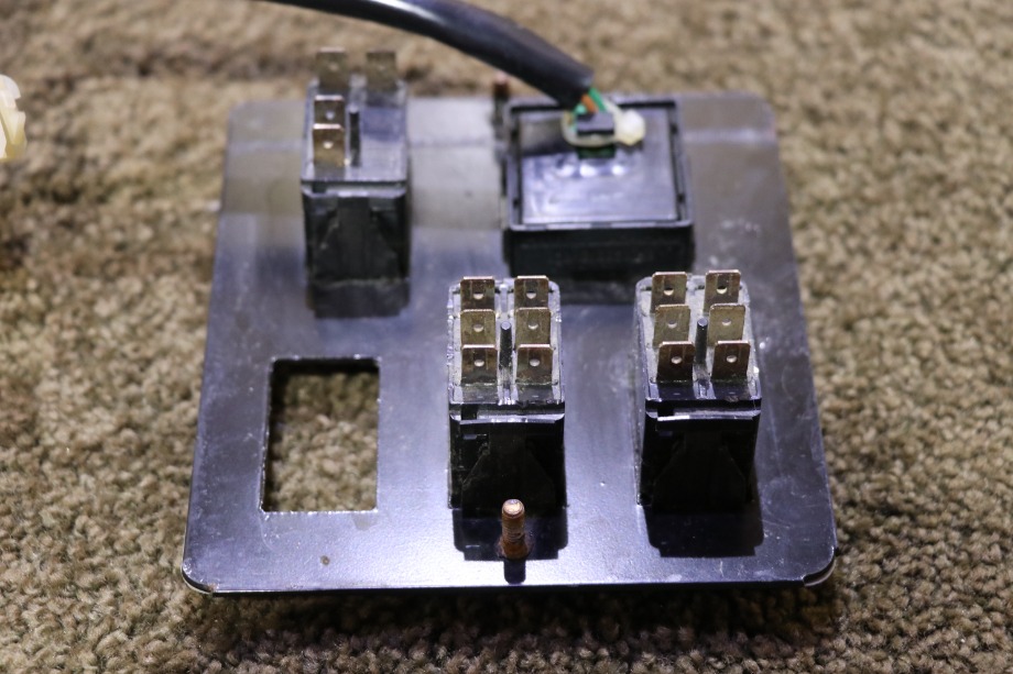 USED RV/MOTORHOME VISOR & MIRROR DASH SWITCH PANEL FOR SALE RV Components 