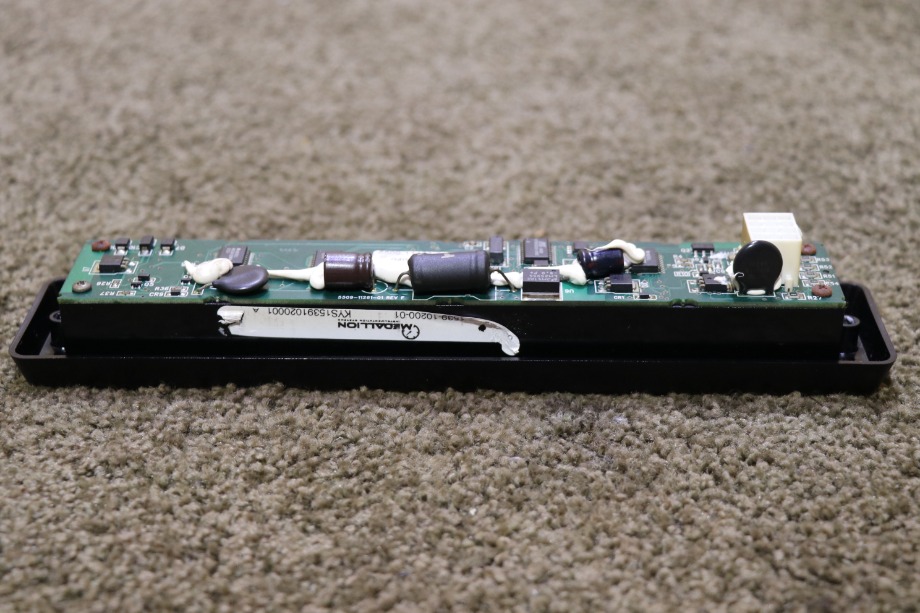USED RV 1539-10200-01 FREIGHTLINER WARNING LIGHT BAR FOR SALE RV Components 