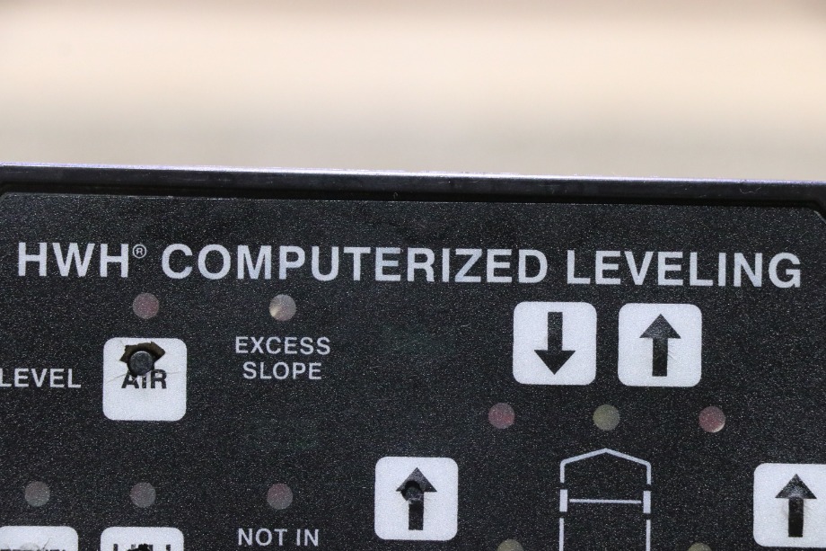 USED MOTORHOME HWH COMPUTERIZED LEVELING TOUCH PAD FOR SALE RV Components 
