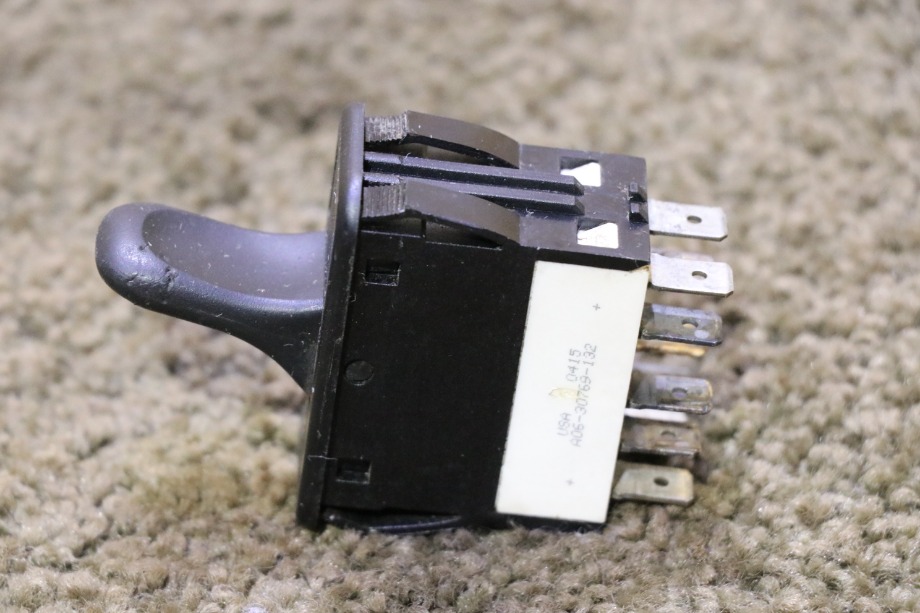 USED RV/MOTORHOME ENG BRK DASH SWITCH A06-30769-132 FOR SALE RV Components 