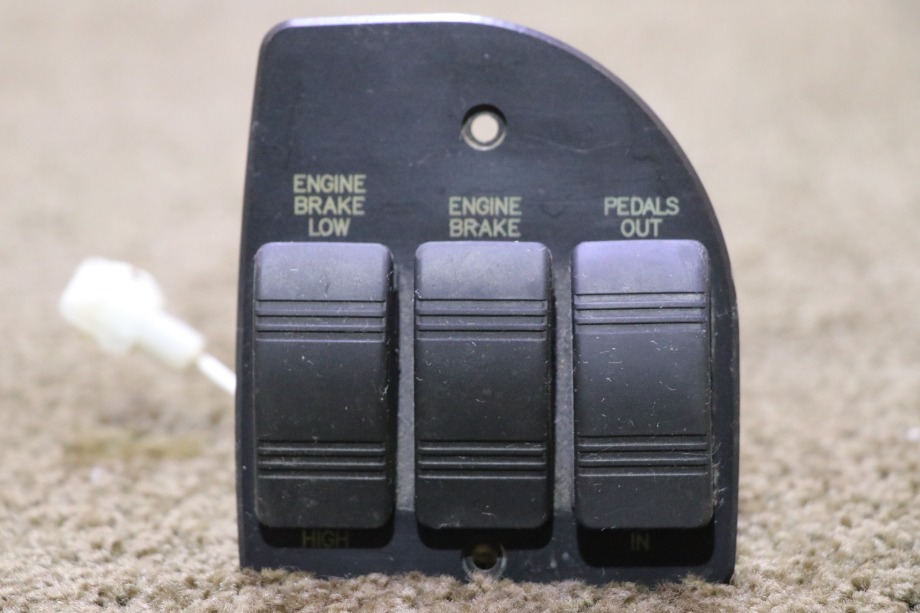 USED 101412 BRAKE 3 SWITCH PANEL RV PARTS FOR SALE RV Components 