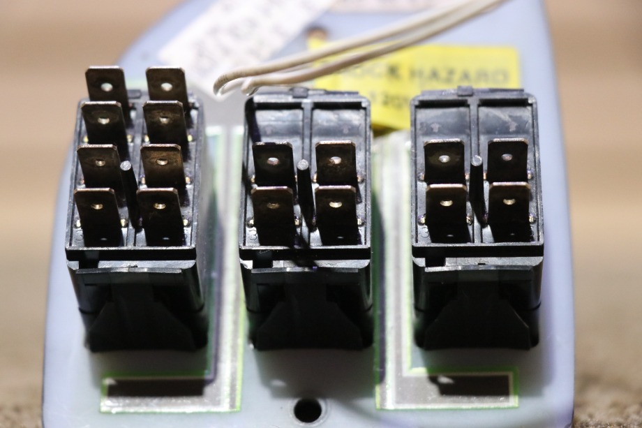 USED 101412 BRAKE 3 SWITCH PANEL RV PARTS FOR SALE RV Components 
