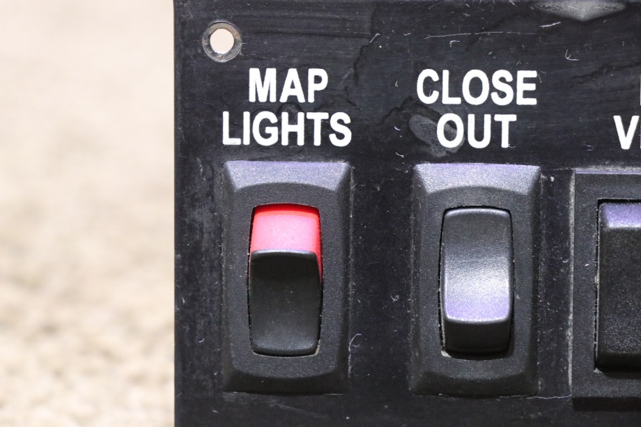 USED BEAVER MAP / CLOSE / VISOR 3 SWITCH PANEL RV/MOTORHOME PARTS FOR SALE RV Components 
