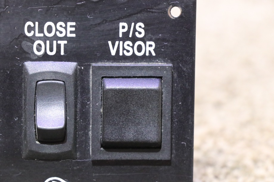 USED BEAVER MAP / CLOSE / VISOR 3 SWITCH PANEL RV/MOTORHOME PARTS FOR SALE RV Components 