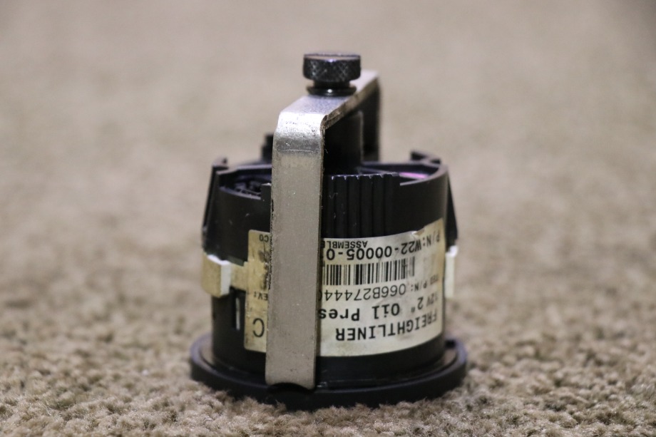 USED RV/MOTORHOME FREIGHTLINER OIL PRESS W22-00005-017 FOR SALE RV Components 