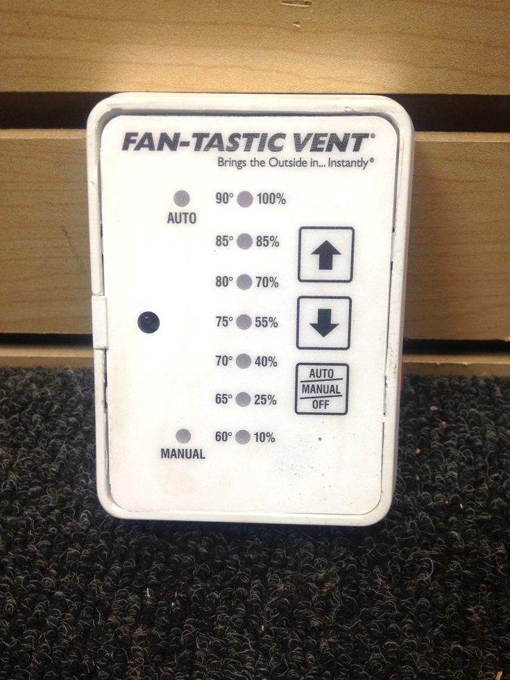 RV Accessories USED RV/MOTORHOME WHITE FANTASTIC VENT CONTROLLER PN