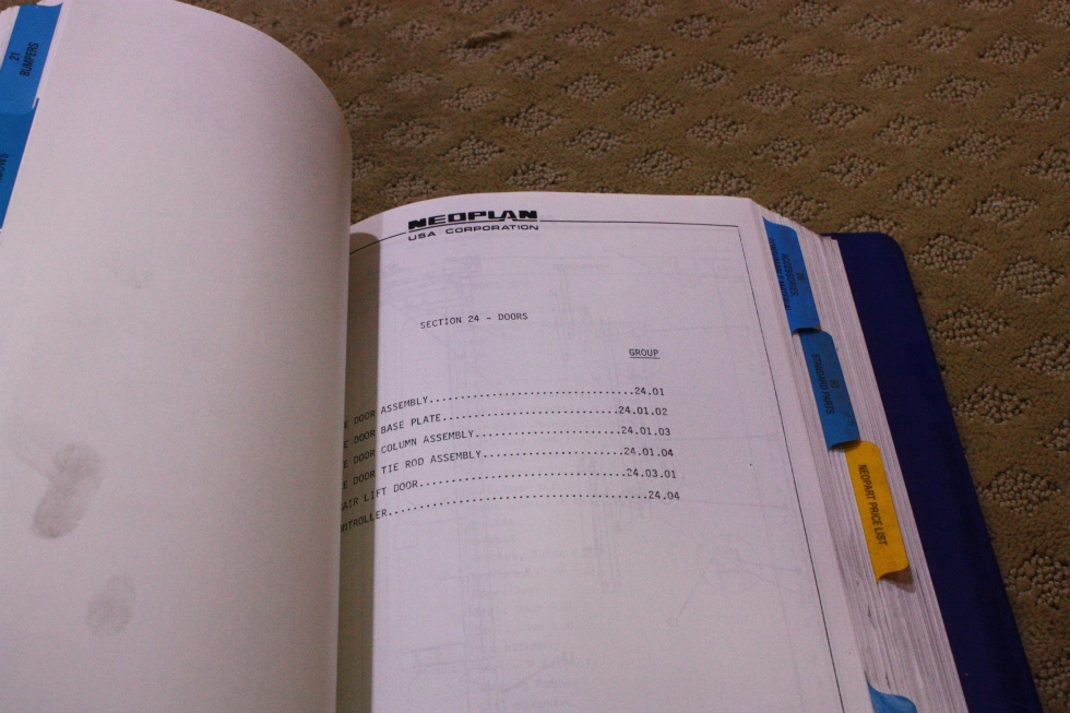 USED NEOPLAN USA CORPORATION 1992 PARTS CATALOG FOR SALE RV Accessories 