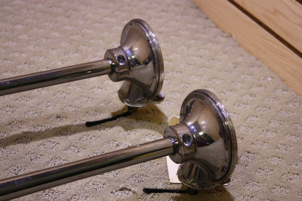 RV Accessories USED GROVER PRODUCTS AIR HORN SET FOR SALE RV Exterior