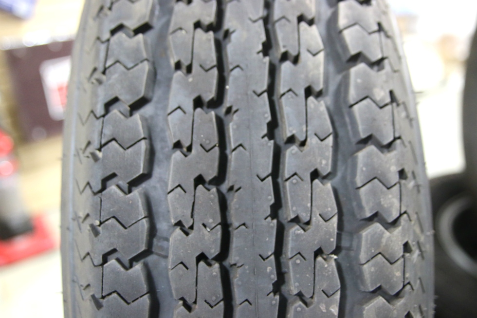 INDIVIDUAL POWER KING TOWMAX STR ST225/75R15 TIRE & 6 LUG ALUMINUM WHEEL Towing Products 