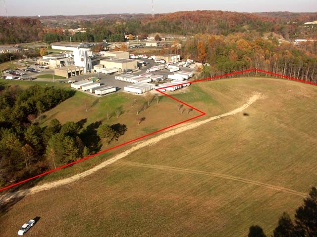 Comercial Property / For Sale Land in London Ky 40741 RV Parts 
